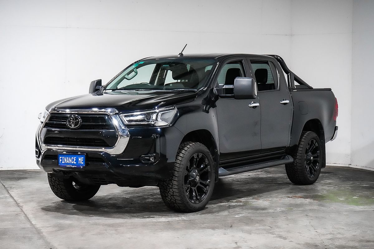 2021 Toyota Hilux SR5 GUN126R 4X4