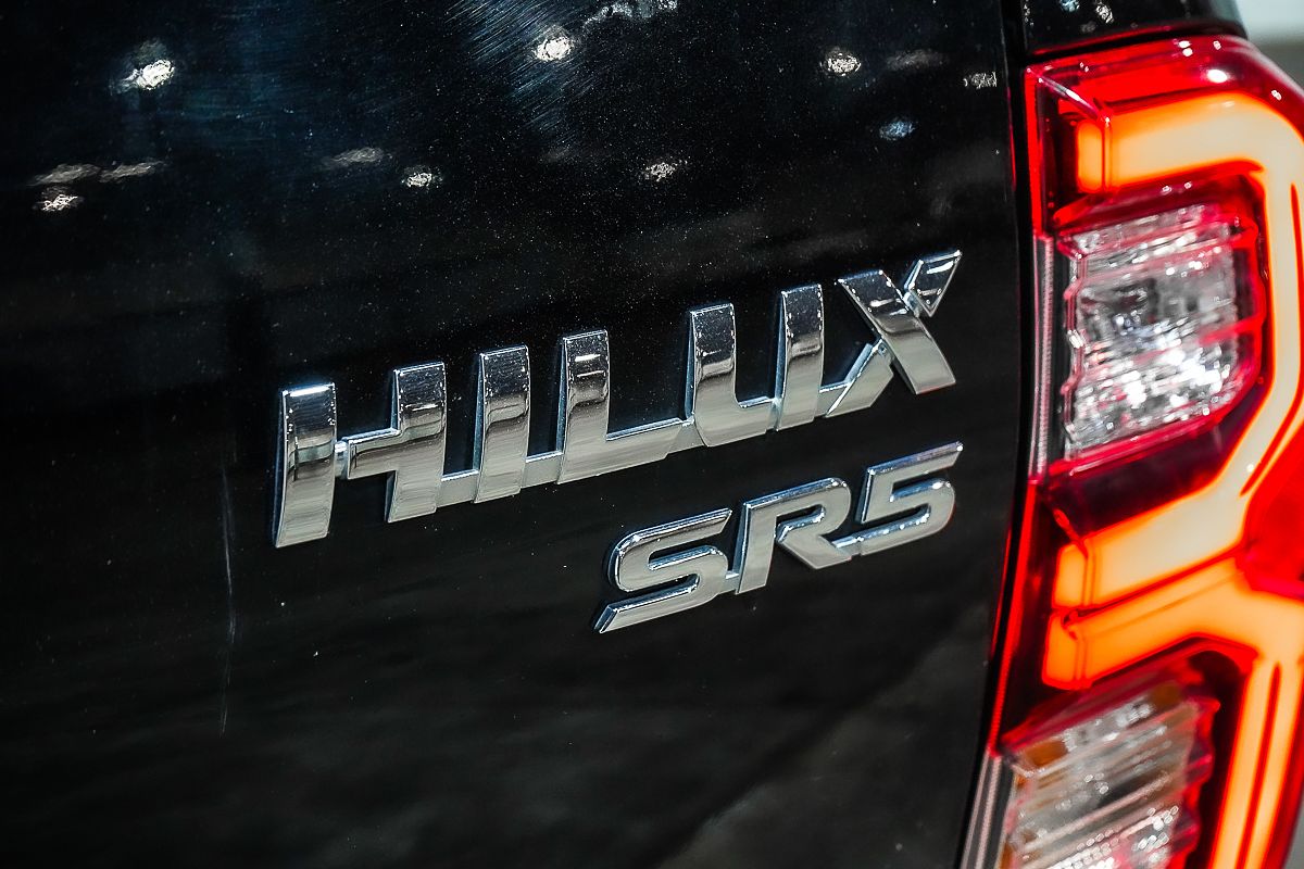 2021 Toyota Hilux SR5 GUN126R 4X4