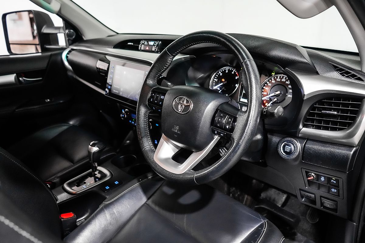 2021 Toyota Hilux SR5 GUN126R 4X4