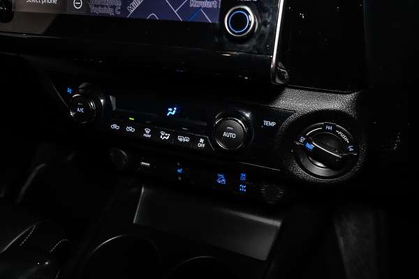 2021 Toyota Hilux SR5 GUN126R 4X4