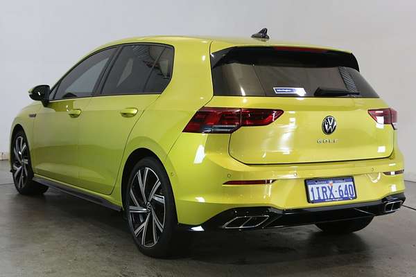 2022 Volkswagen Golf 110TSI R-Line 8