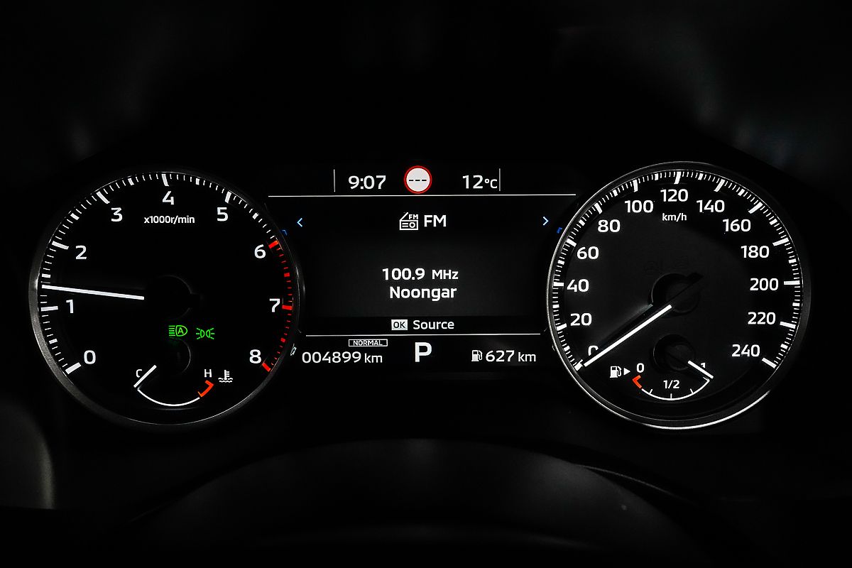 2024 Mitsubishi Outlander LS ZM