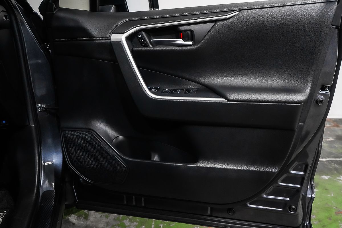 2021 Toyota RAV4 Cruiser AXAH54R