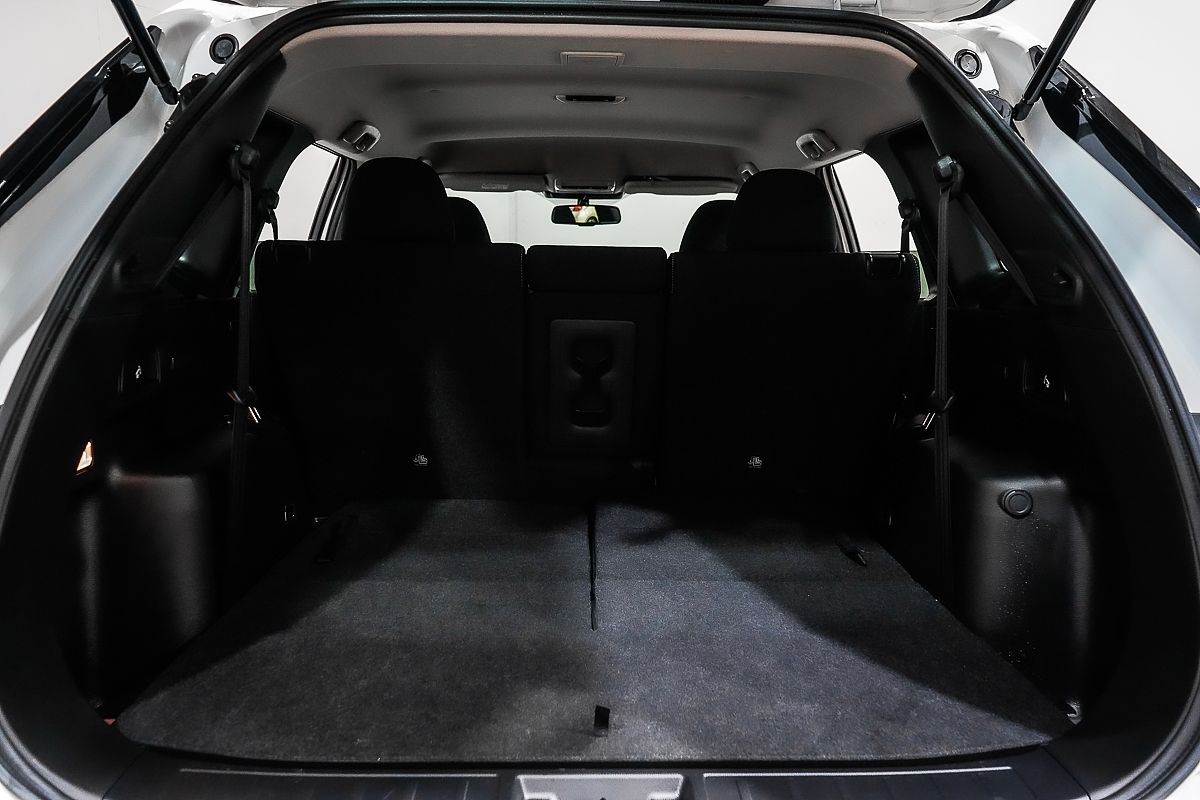 2024 Mitsubishi Outlander LS ZM