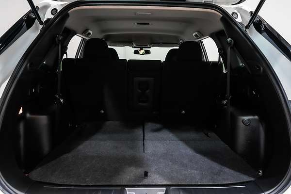 2024 Mitsubishi Outlander LS ZM