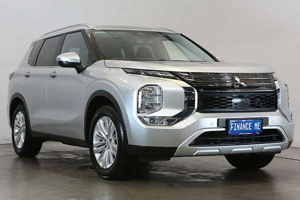 2024 Mitsubishi Outlander LS ZM