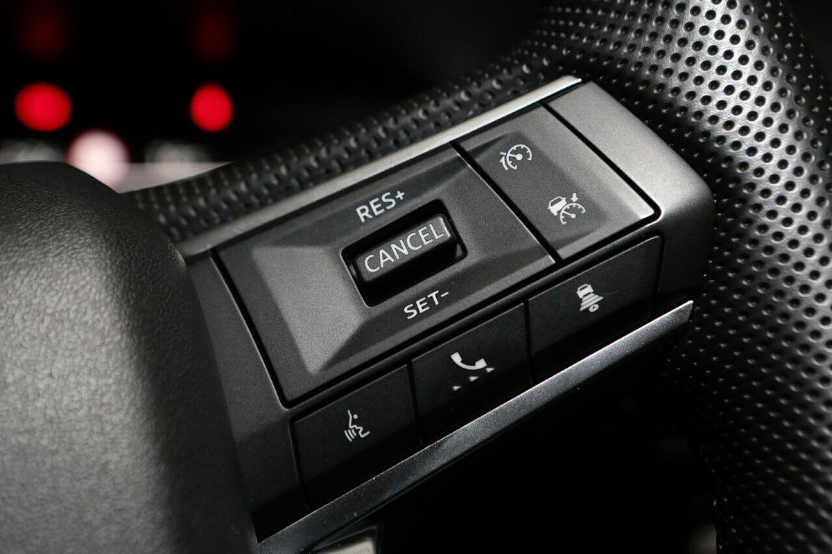 2024 Mitsubishi Outlander LS ZM