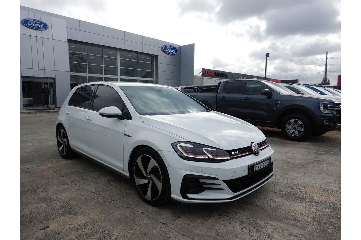 2017 Volkswagen Golf GTI 7.5