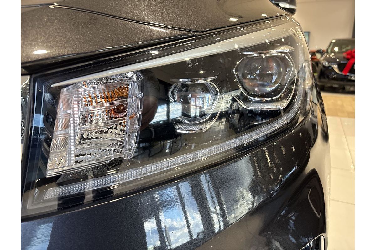 2020 Kia Carnival Platinum YP