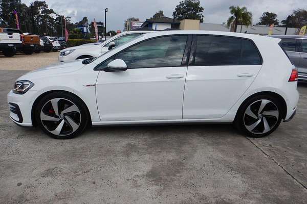 2017 Volkswagen Golf GTI 7.5