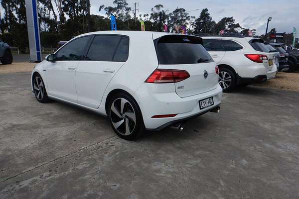 2017 Volkswagen Golf GTI 7.5