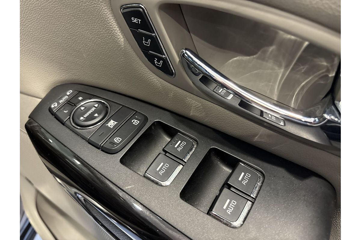 2020 Kia Carnival Platinum YP