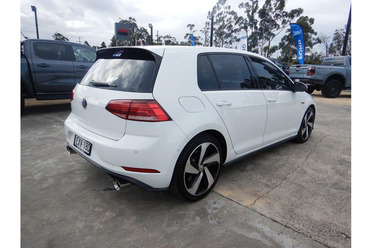 2017 Volkswagen Golf GTI 7.5