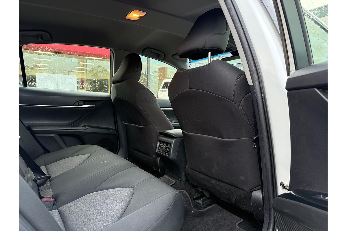 2020 Toyota Camry Ascent Sport AXVH70R