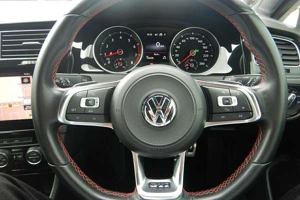 2017 Volkswagen Golf GTI 7.5