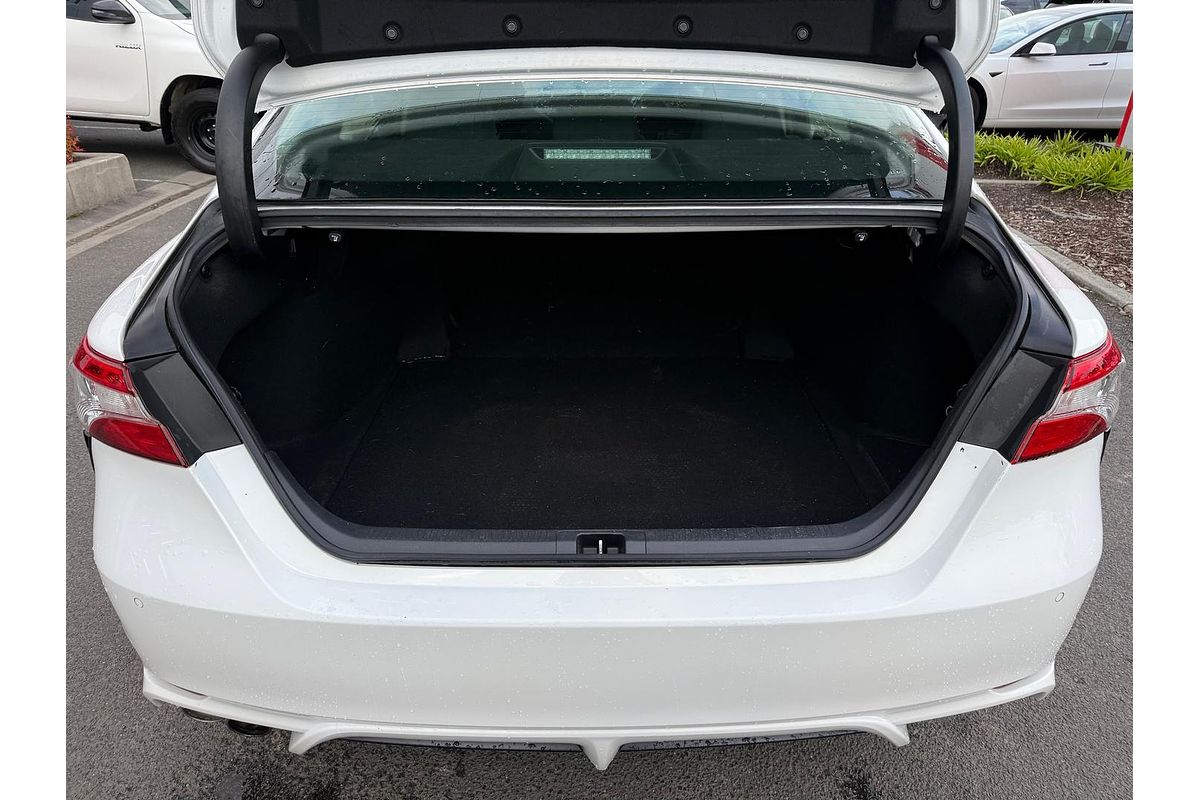 2020 Toyota Camry Ascent Sport AXVH70R