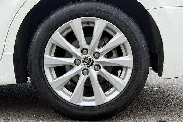2020 Toyota Camry Ascent Sport AXVH70R