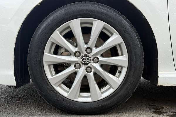 2020 Toyota Camry Ascent Sport AXVH70R