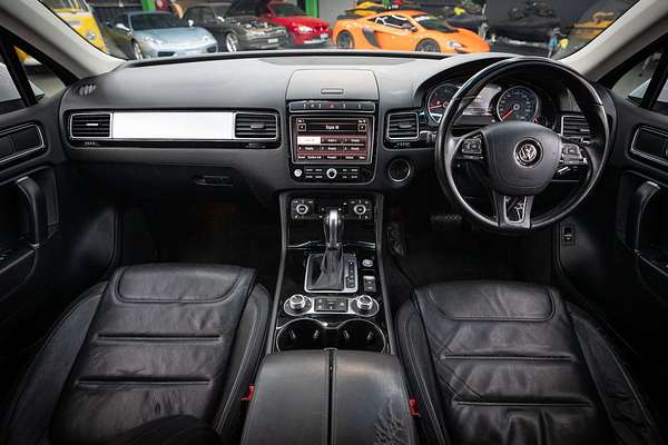 2017 Volkswagen Touareg V6 TDI Adventure 7P