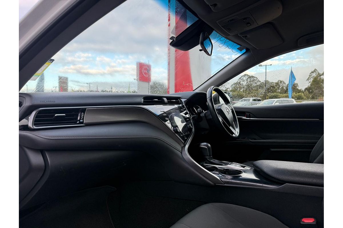2020 Toyota Camry Ascent Sport AXVH70R