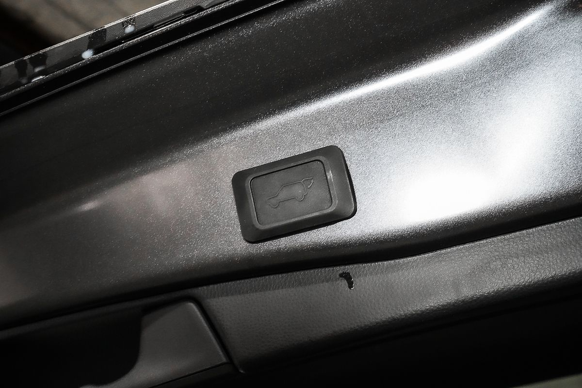 2024 Toyota RAV4 Cruiser AXAH54R
