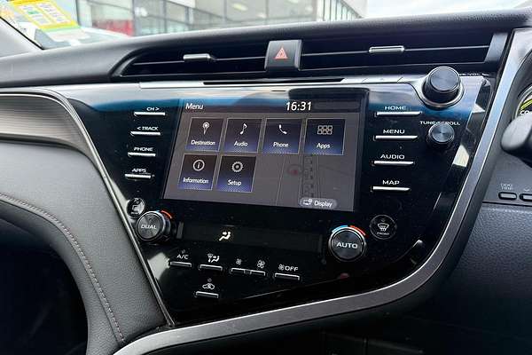 2020 Toyota Camry Ascent Sport AXVH70R
