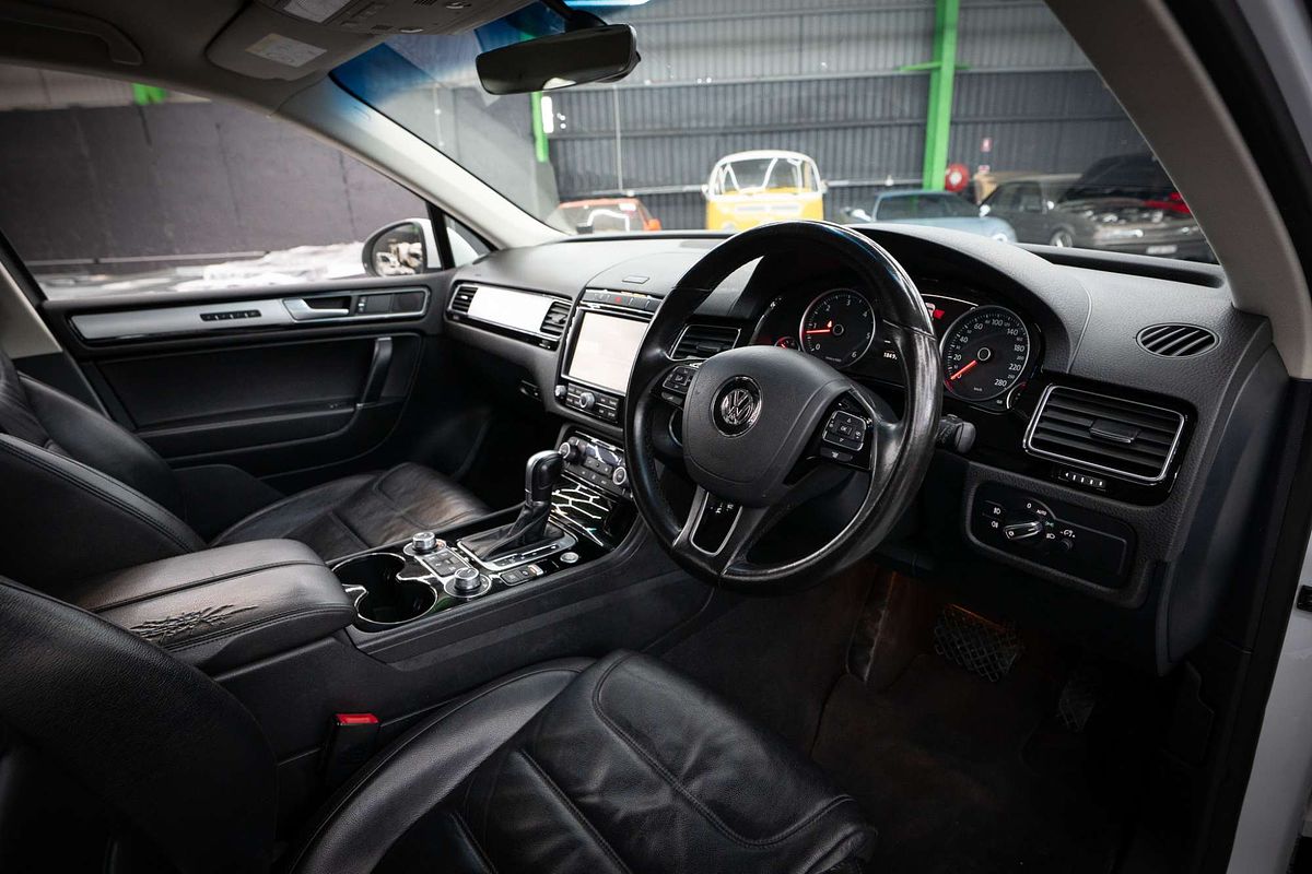 2017 Volkswagen Touareg V6 TDI Adventure 7P