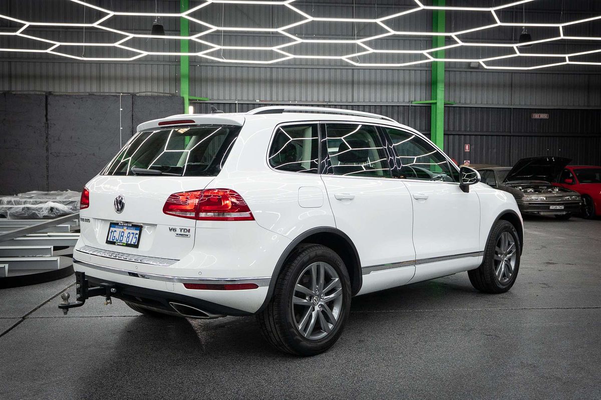 2017 Volkswagen Touareg V6 TDI Adventure 7P