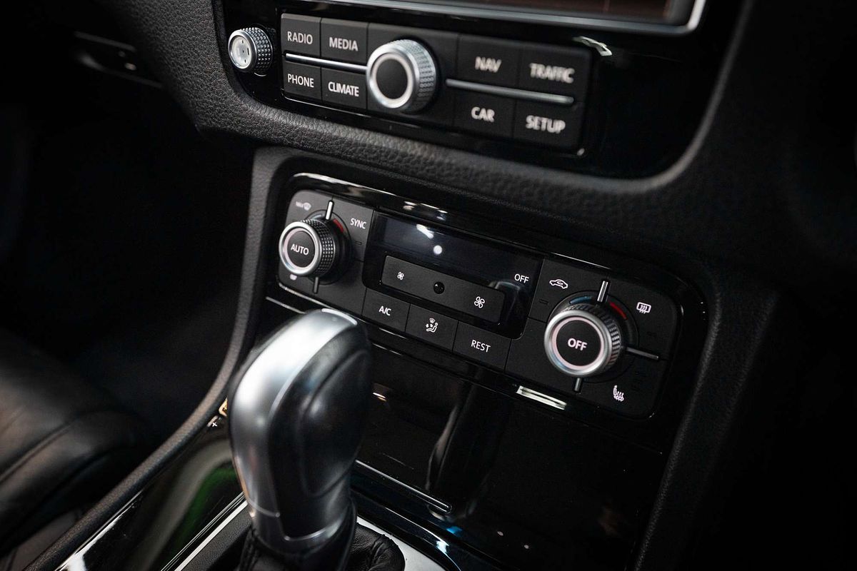 2017 Volkswagen Touareg V6 TDI Adventure 7P
