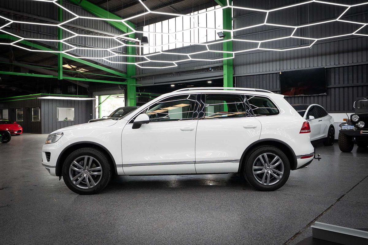 2017 Volkswagen Touareg V6 TDI Adventure 7P