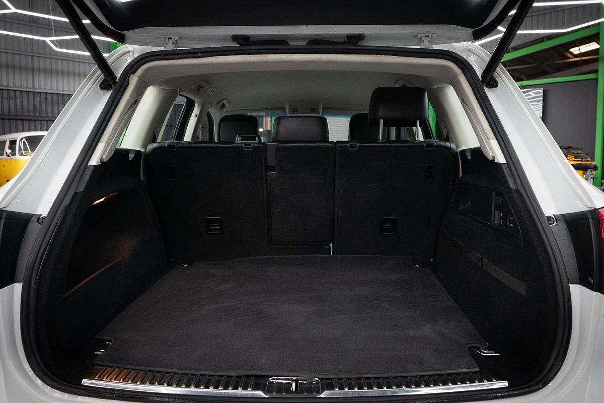 2017 Volkswagen Touareg V6 TDI Adventure 7P
