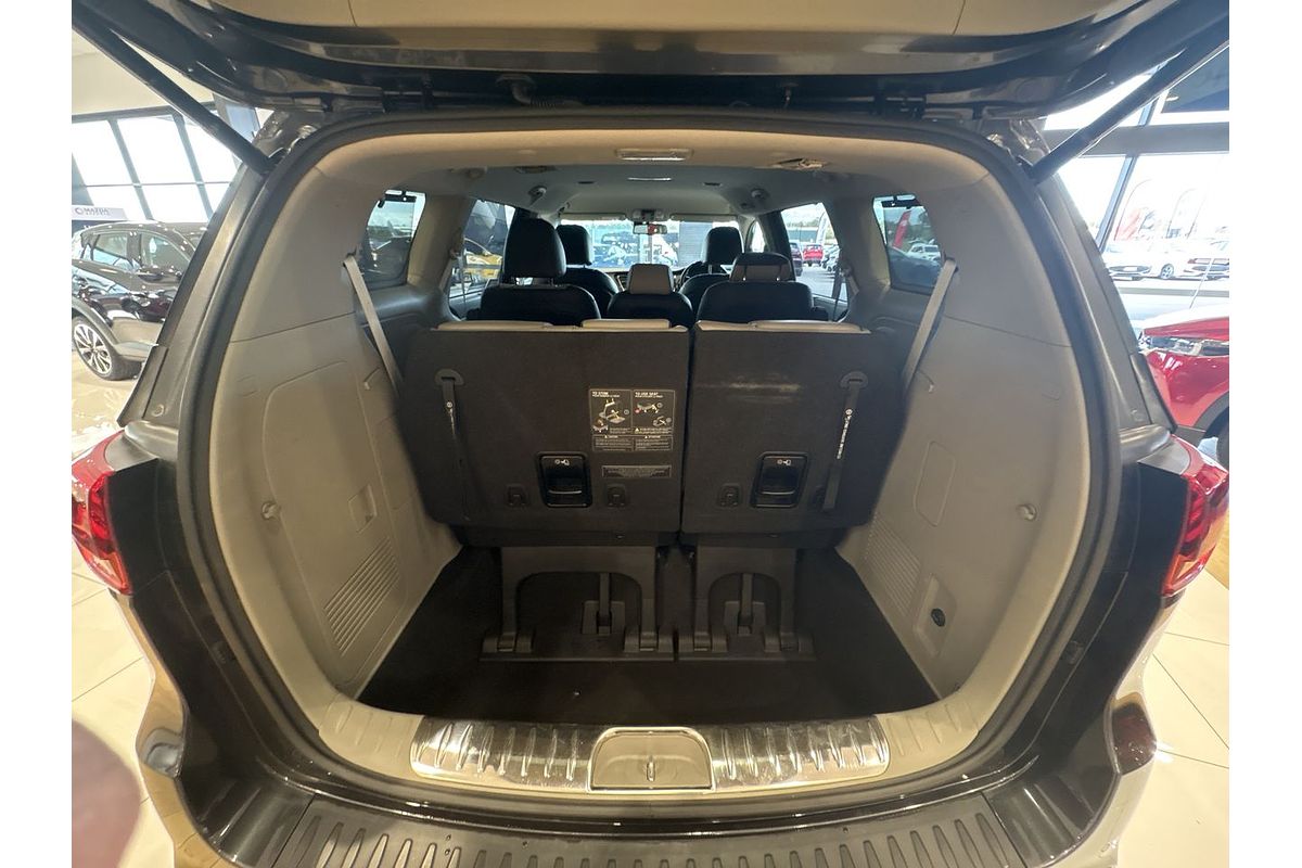 2020 Kia Carnival Platinum YP