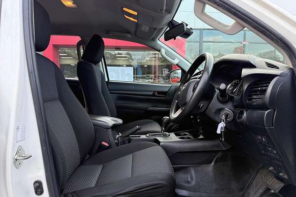 2021 Toyota Hilux Workmate GUN125R 4X4