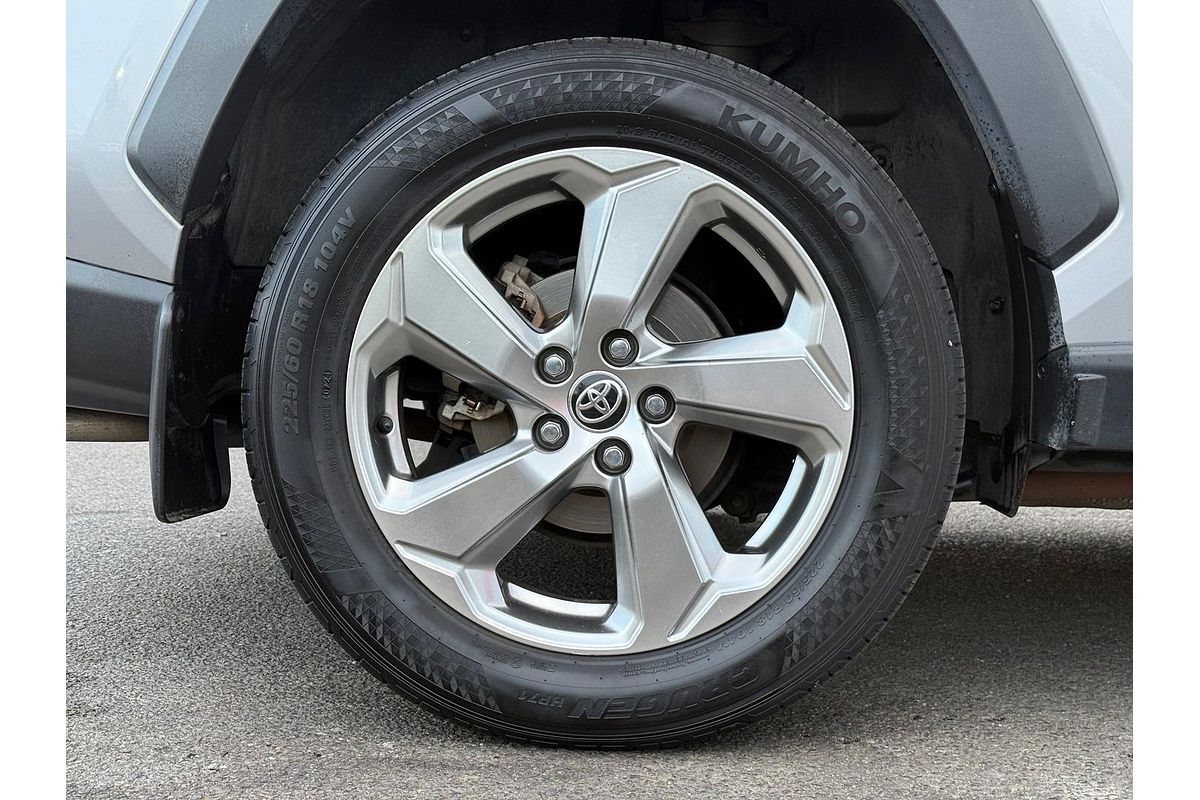 2020 Toyota RAV4 GXL AXAH52R