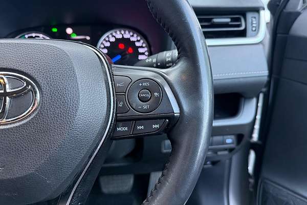 2020 Toyota RAV4 GXL AXAH52R