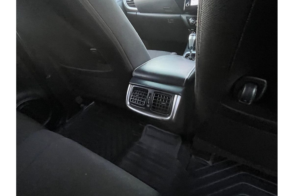 2022 Toyota Hilux SR5 GUN126R 4X4