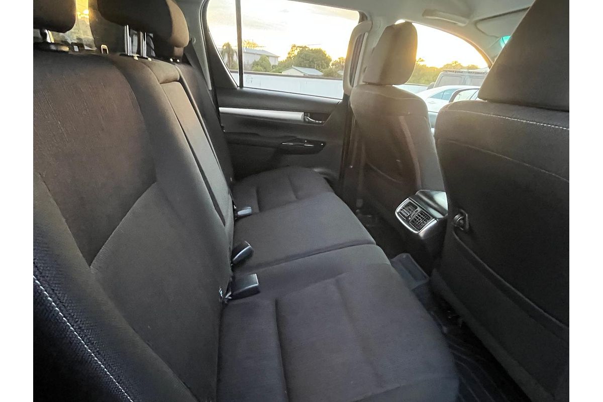 2022 Toyota Hilux SR5 GUN126R 4X4