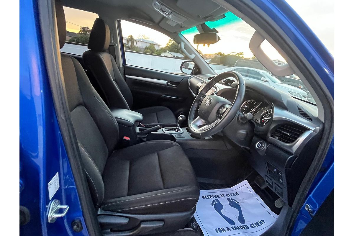 2022 Toyota Hilux SR5 GUN126R 4X4