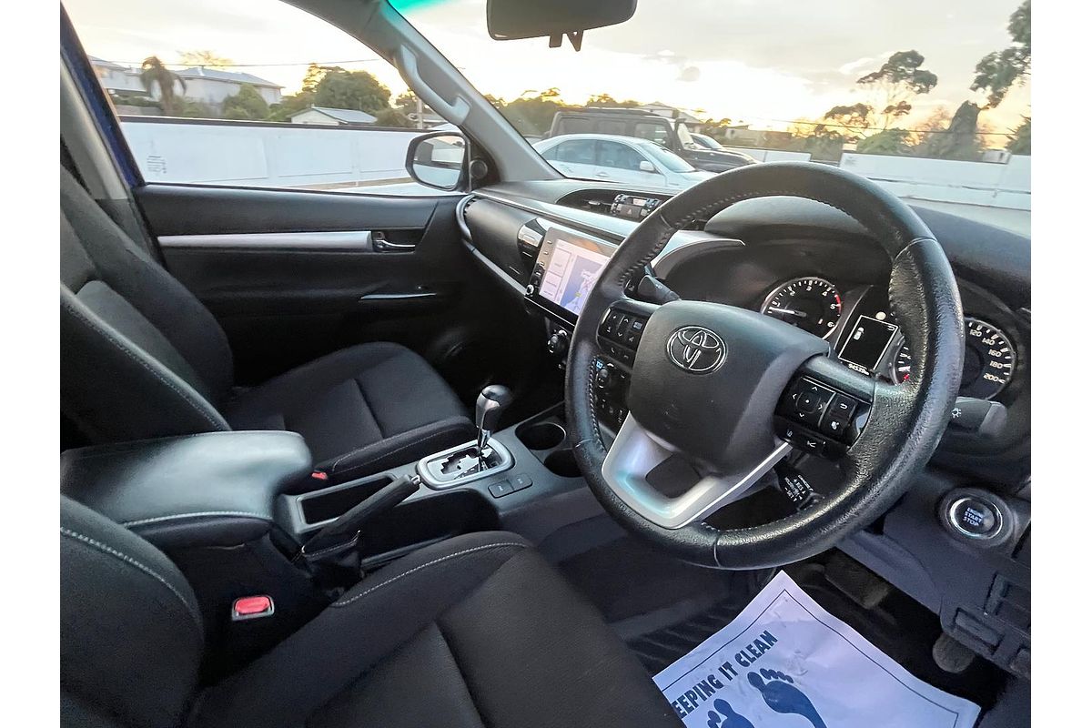 2022 Toyota Hilux SR5 GUN126R 4X4