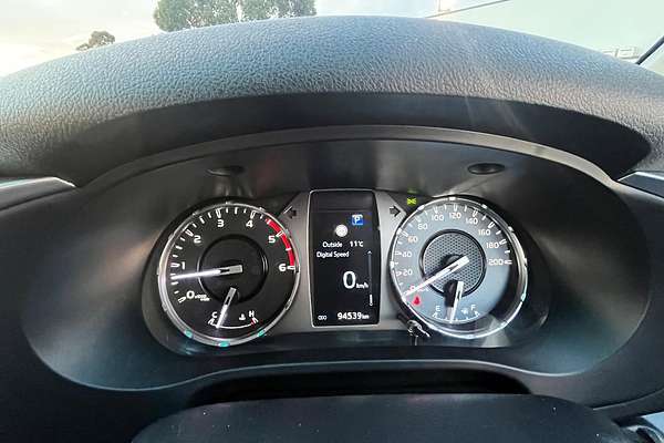 2022 Toyota Hilux SR5 GUN126R 4X4
