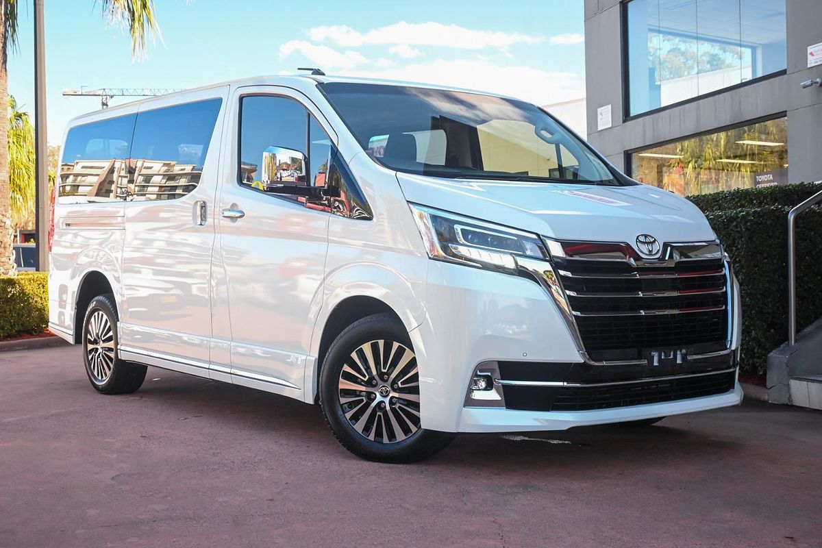 2020 Toyota Granvia GDH303R