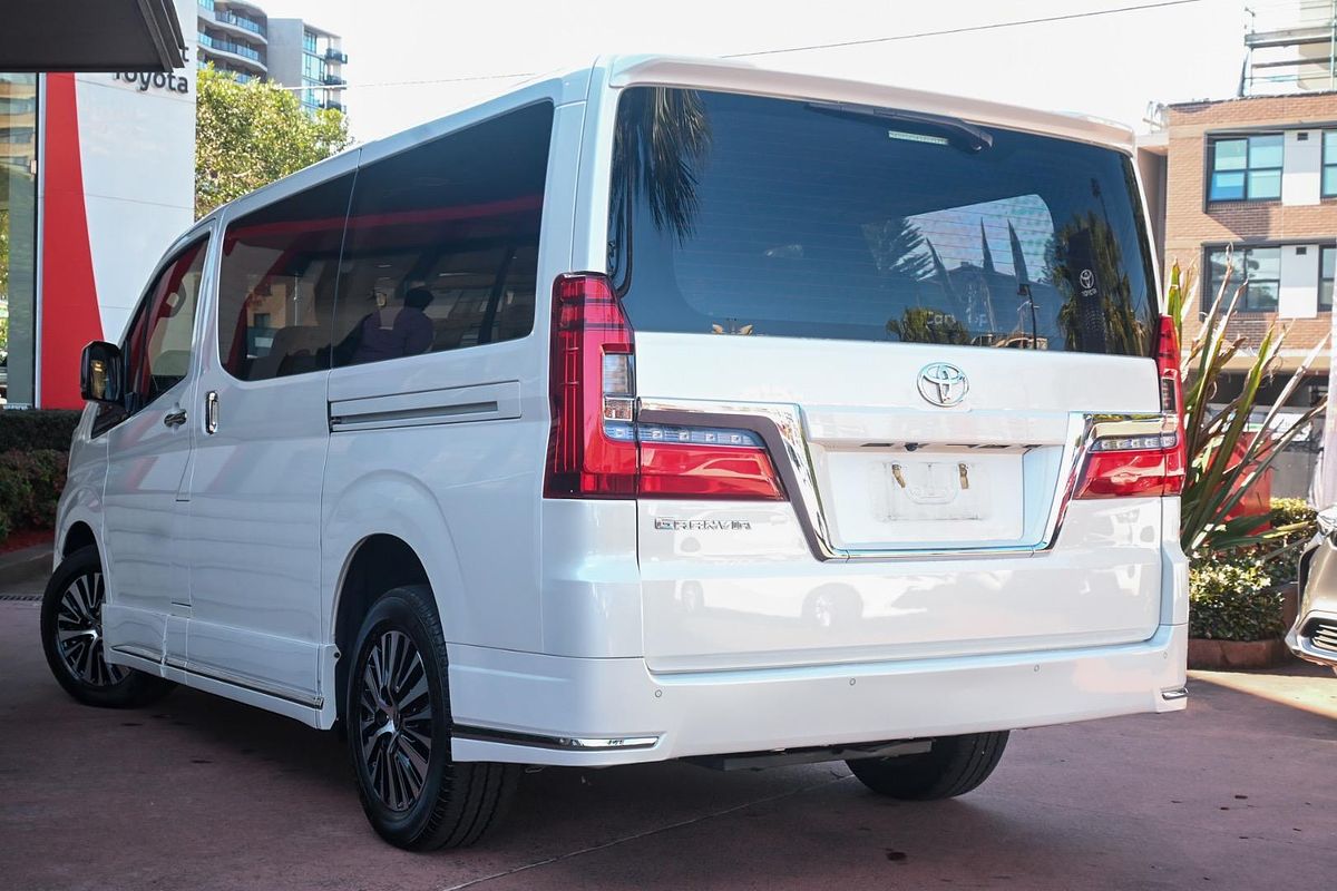 2020 Toyota Granvia GDH303R