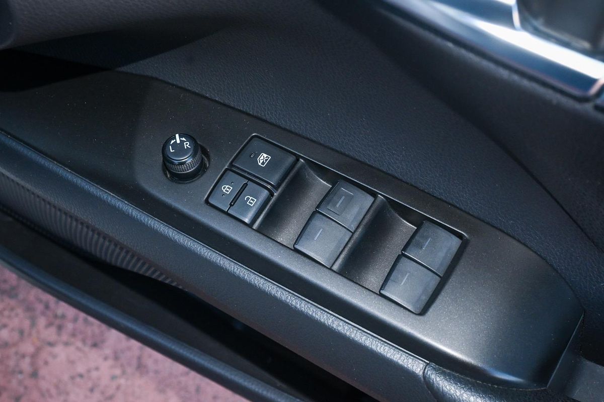 2023 Toyota Camry Ascent AXVH70R