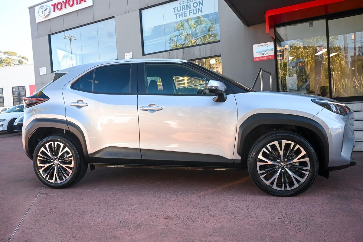 2023 Toyota Yaris Cross Urban MXPB10R