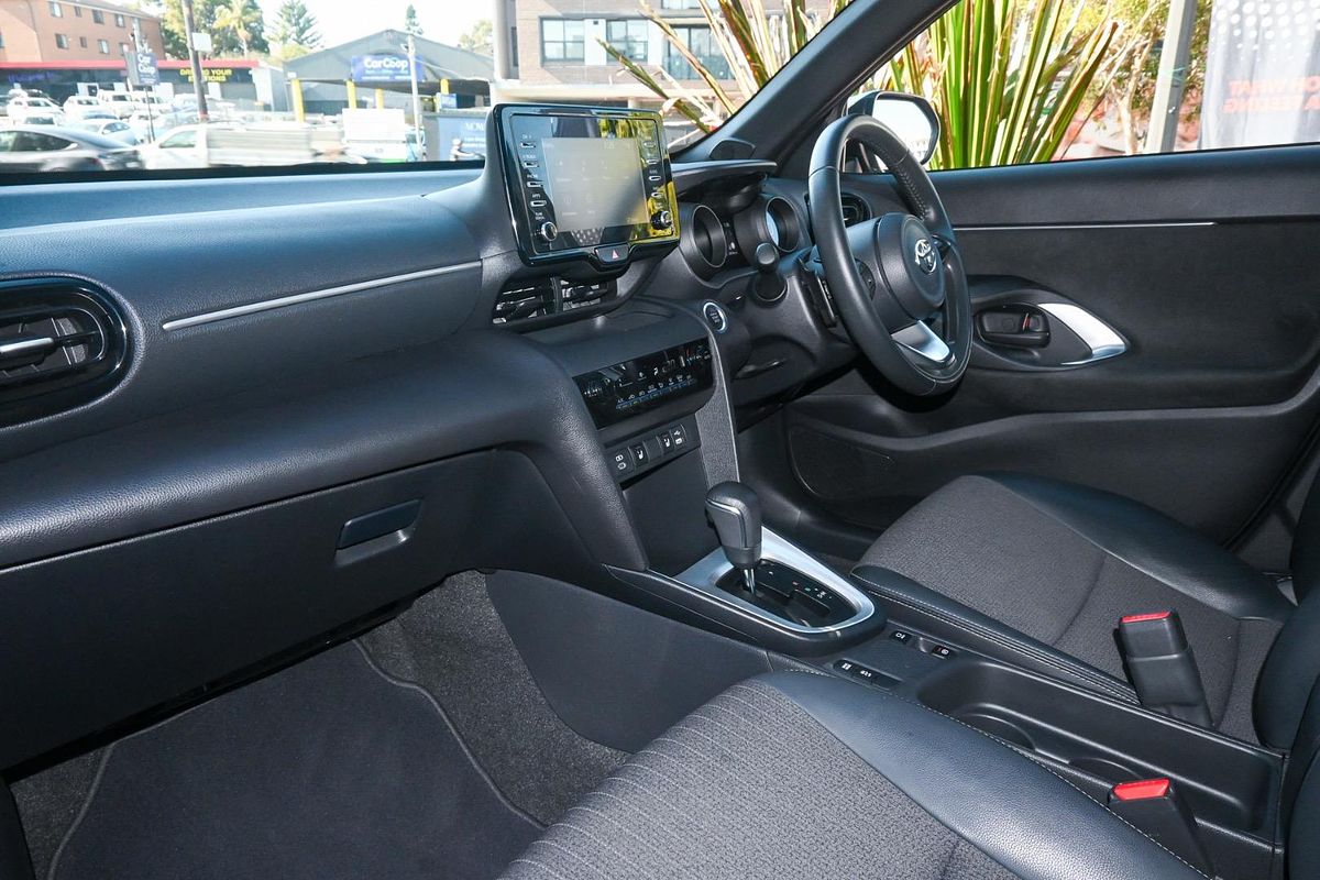 2023 Toyota Yaris Cross Urban MXPB10R