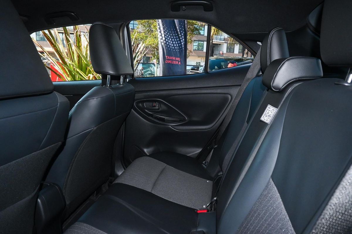 2023 Toyota Yaris Cross Urban MXPB10R
