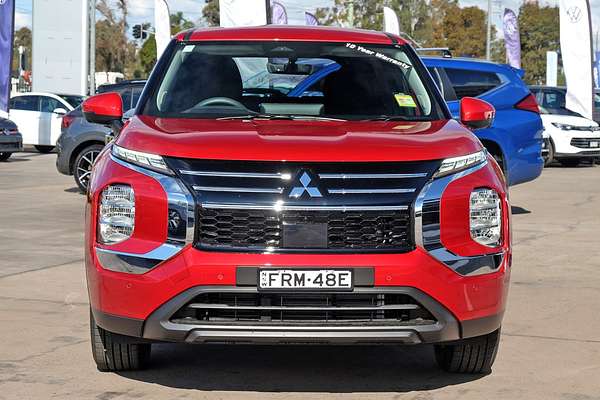 2025 Mitsubishi Outlander ES ZM
