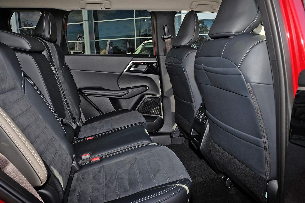2025 Mitsubishi Outlander Aspire ZM