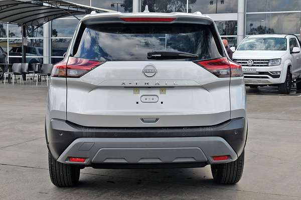 2024 Nissan X-TRAIL ST-L T33
