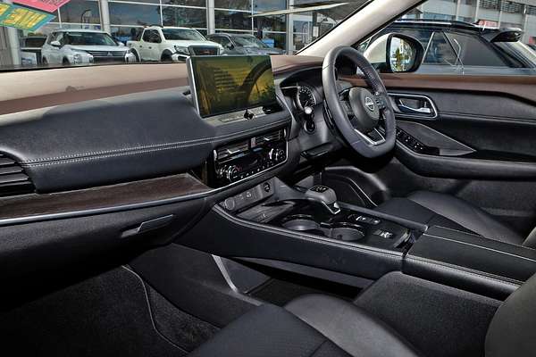 2024 Nissan X-TRAIL ST-L T33